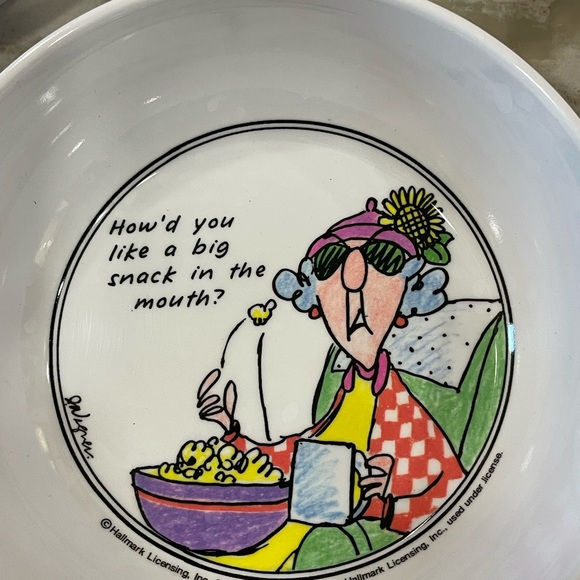 Humorous Vintage Cartoon plastic Bowls Set of 4 - vintage - Maxine - Picture 3 of 5